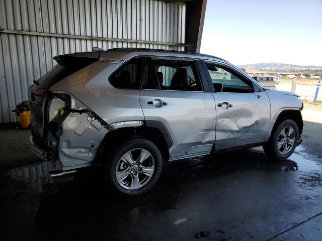 2T3P1RFV6SC510193 - 2025 TOYOTA RAV4 XLE SILVER photo 3