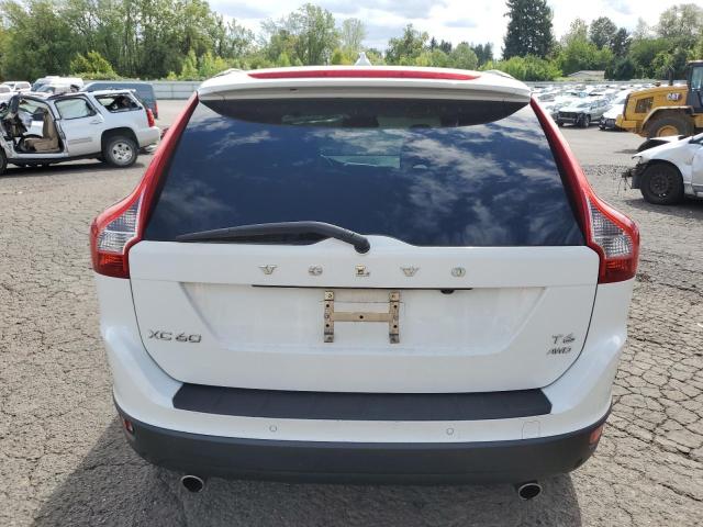 YV4902DZ4D2393276 - 2013 VOLVO XC60 T6 WHITE photo 6
