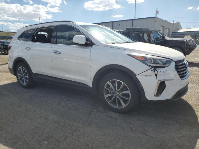 KM8SM4HF4HU222389 - 2017 HYUNDAI SANTA FE SE WHITE photo 4