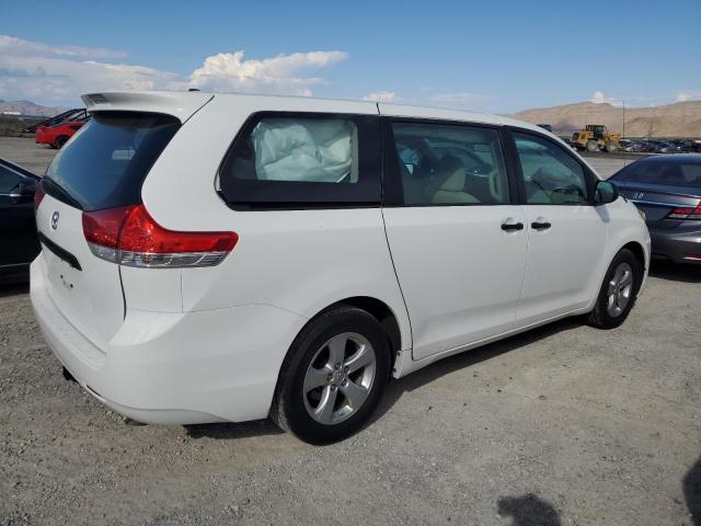 5TDZK3DC2DS351499 - 2013 TOYOTA SIENNA WHITE photo 3