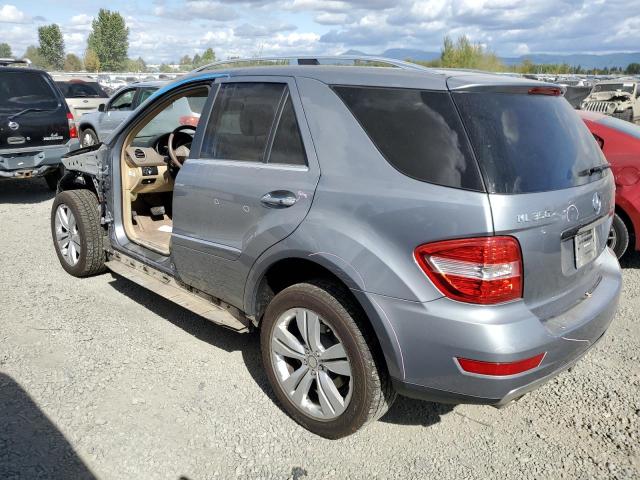 4JGBB8GB4AA587349 - 2010 MERCEDES-BENZ ML 350 4MATIC GRAY photo 2