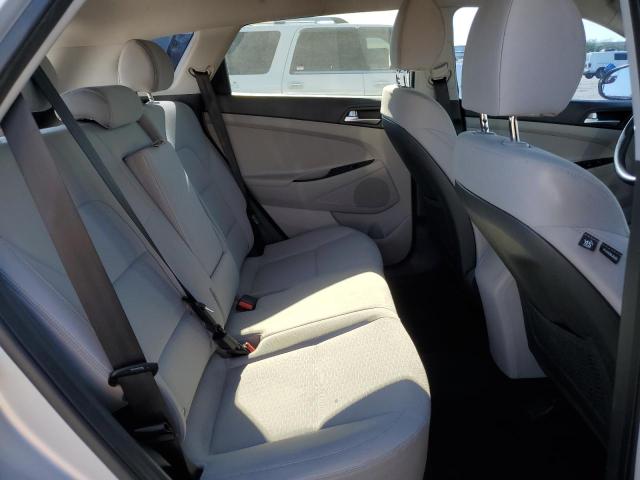 KM8J2CA48KU953452 - 2019 HYUNDAI TUCSON SE Gümüş fotoğraf 10