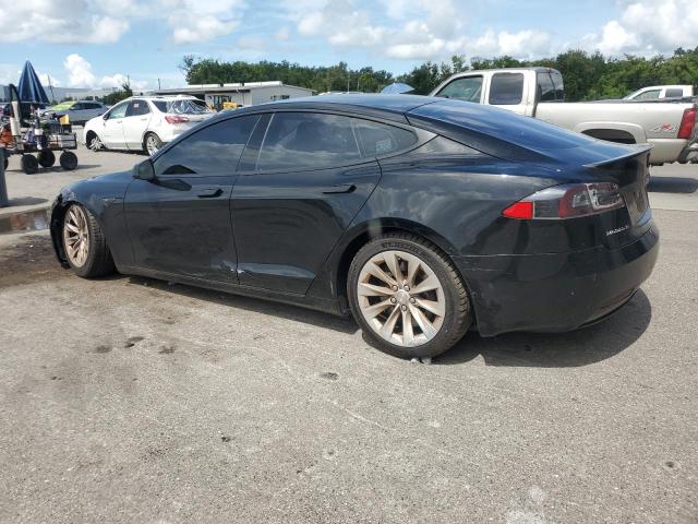 5YJSA1E18GF161284 - 2016 TESLA MODEL S Negro foto 2