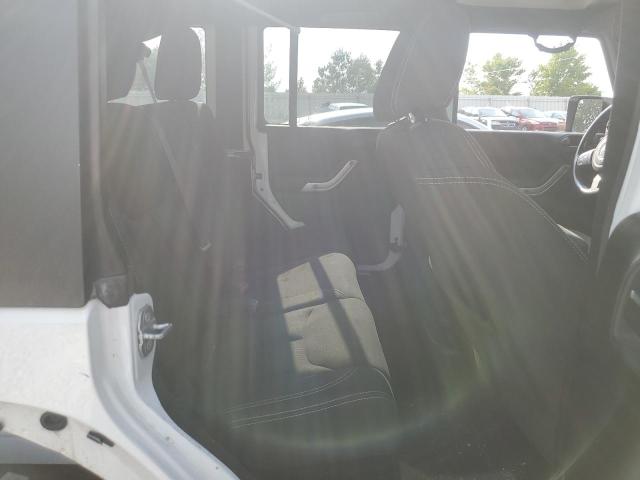 1C4BJWEG6FL623970 - 2015 JEEP WRANGLER U SAHARA თეთრი ფოტო 11