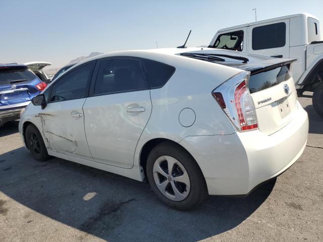 JTDKN3DU9F1873080 - 2015 TOYOTA PRIUS WHITE photo 2