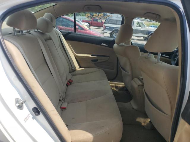 1HGCP2F41BA141995 - 2011 HONDA ACCORD LXP თეთრი ფოტო 10