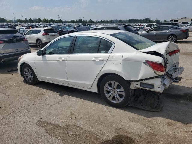 1HGCP2F41BA141995 - 2011 HONDA ACCORD LXP თეთრი ფოტო 2
