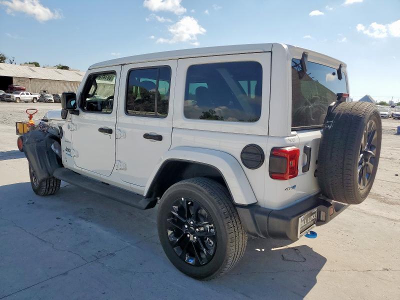 1C4JJXP67NW212029 - 2022 JEEP WRANGLER U SAHARA 4XE WHITE photo 2