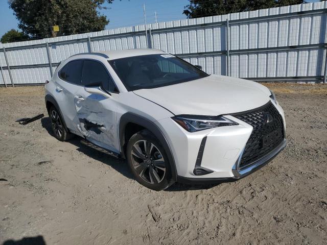 JTHX3JBH4L2031239 - 2020 LEXUS UX 200 WHITE photo 4