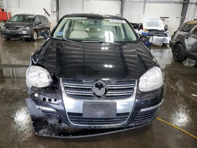 3VWAX7AJ8AM096875 - 2010 VOLKSWAGEN JETTA LIMITED შავი ფოტო 5