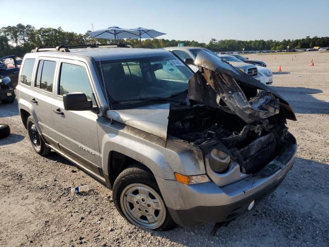 1C4NJPBAXFD399485 - 2015 JEEP PATRIOT SPORT GRAY photo 4