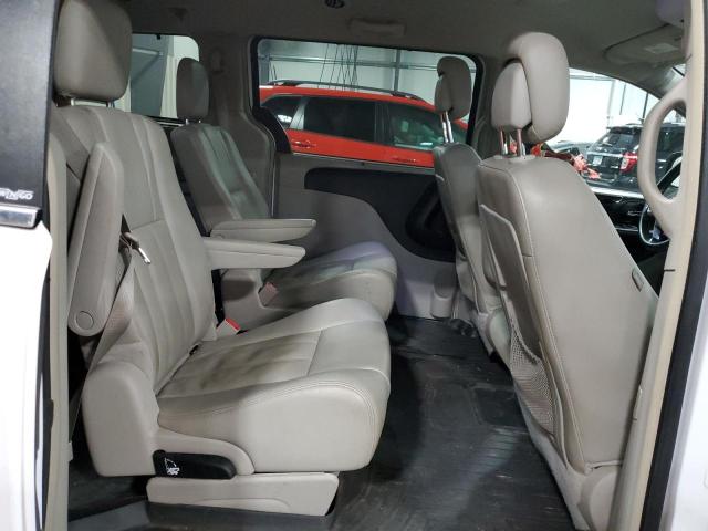 2C4RC1CG6ER164086 - 2014 CHRYSLER TOWN & COU TOURING L WHITE photo 11