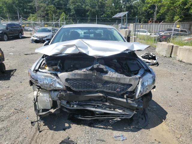 2T1BU4EE9AC450018 - 2010 TOYOTA COROLLA BASE SILVER photo 5
