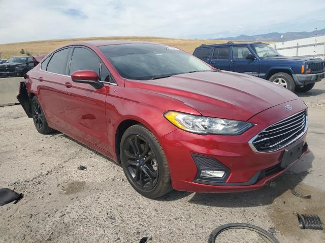 3FA6P0HD3KR215961 - 2019 FORD FUSION SE أحمر صورة 4