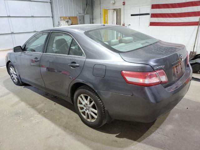 4T4BF3EK0AR014799 - 2010 TOYOTA CAMRY BASE GRAY photo 2