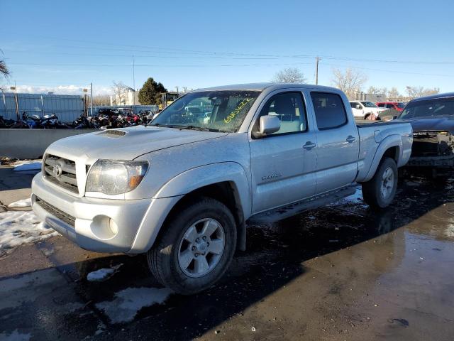 5TEMU4FN2AZ675933 - 2010 TOYOTA TACOMA DOUBLE CAB LONG BED SILVER photo 1