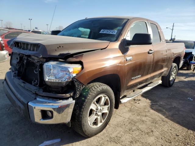 5TFUW5F15HX603851 - 2017 TOYOTA TUNDRA DOUBLE CAB SR/SR5 BURGUNDY photo 1