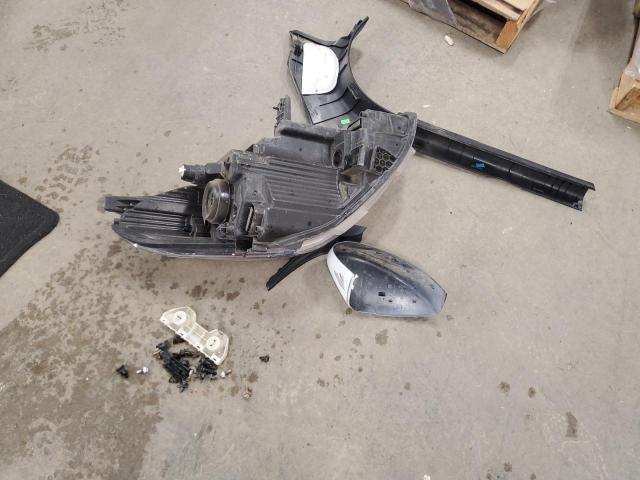 3N1CN7AP2JL843899 - 2018 NISSAN VERSA S 白色 照片 12