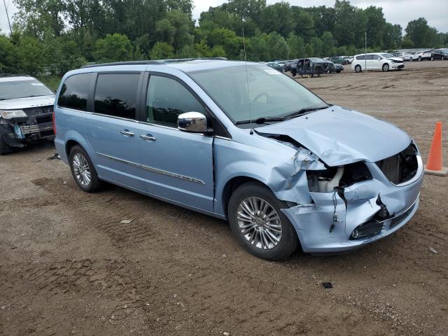 2C4RC1CG4GR283080 - 2016 CHRYSLER TOWN & COU TOURING L BLUE photo 4