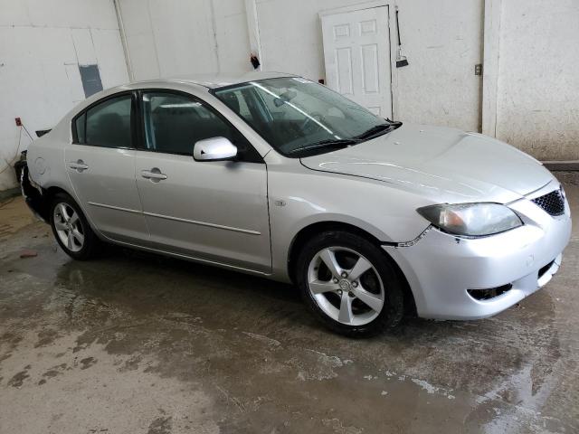 JM1BK32F861509343 - 2006 MAZDA 3 I SILVER photo 4