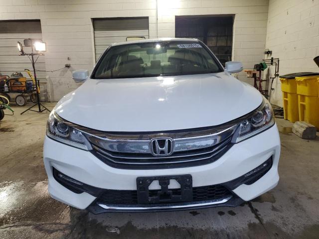 1HGCR3F87GA006272 - 2016 HONDA ACCORD EXL WHITE photo 5