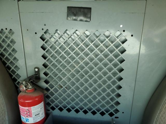 1GCWGFCG6D1159039 - 2013 CHEVROLET EXPRESS G2 WHITE photo 10