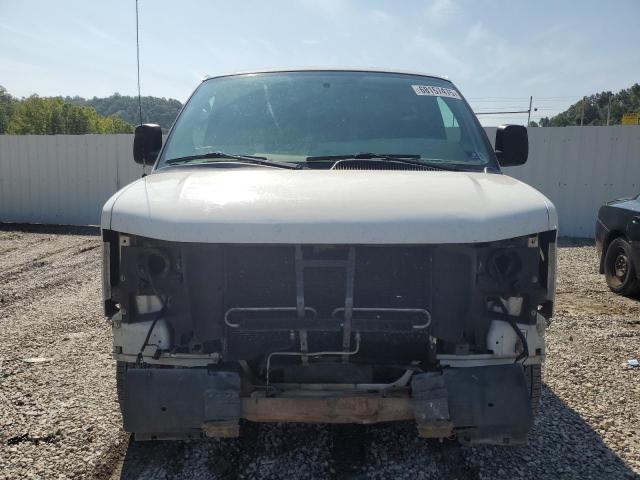 1GCWGFCG6D1159039 - 2013 CHEVROLET EXPRESS G2 WHITE photo 5