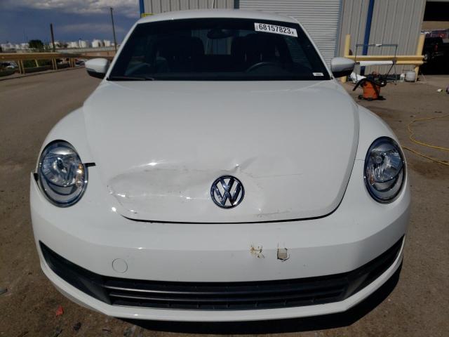 3VWJ07ATXEM663762 - 2014 VOLKSWAGEN BEETLE WHITE photo 5