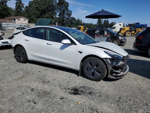 5YJ3E1EA6PF405233 - 2023 TESLA MODEL 3 WHITE photo 4