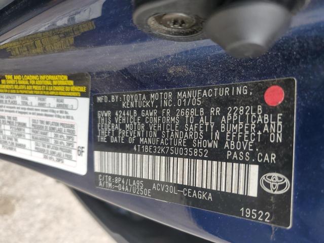 4T1BE32K75U035852 - 2005 TOYOTA CAMRY LE BLUE photo 12
