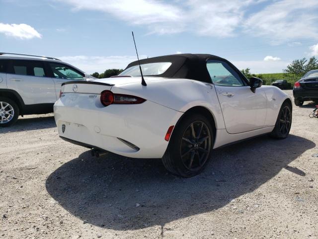 JM1NDAC71H0121091 - 2017 MAZDA MX-5 MIATA CLUB WHITE photo 3