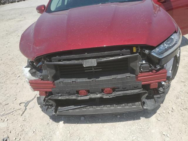 1FA6P0HD4G5121131 - 2016 FORD FUSION SE RED photo 11