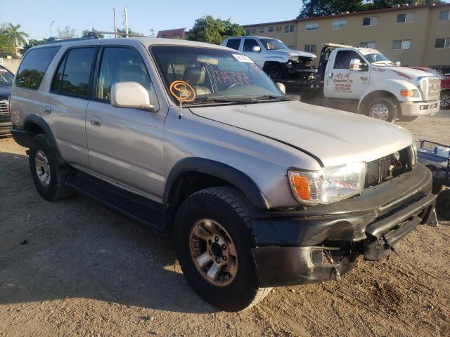 JT3GN86R6Y0156600 - 2000 TOYOTA 4RUNNER SR5 SILVER photo 4