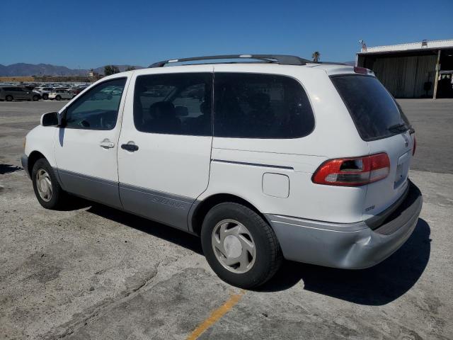 4T3ZF13C41U381656 - 2001 TOYOTA SIENNA LE WHITE photo 2