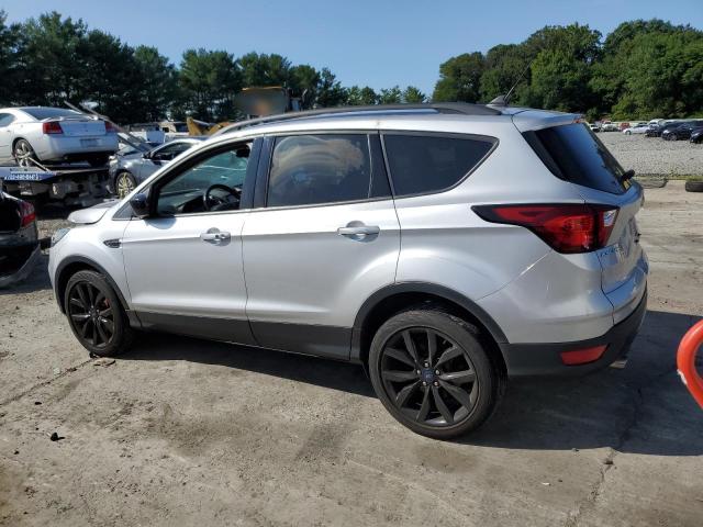 1FMCU9GD3KUB34295 - 2019 FORD ESCAPE SE SILVER photo 2