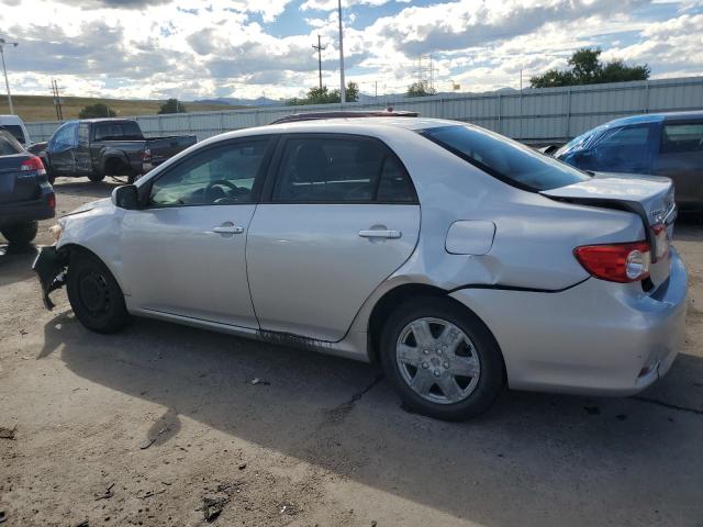 2T1BU4EE9BC728109 - 2011 TOYOTA COROLLA BASE SILVER photo 2