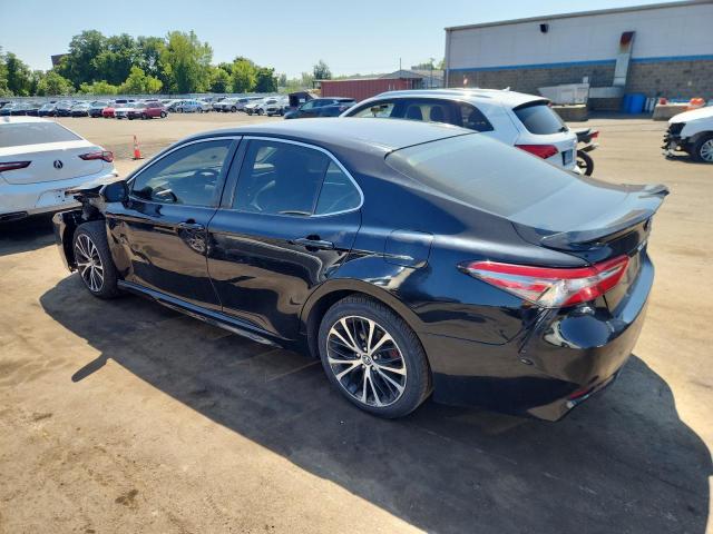 JTNB11HKXJ3023637 - 2018 TOYOTA CAMRY L BLACK photo 2