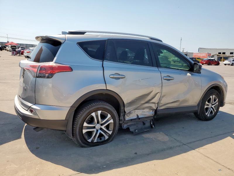 JTMZFREVXJJ173275 - 2018 TOYOTA RAV4 LE Argent photo 3