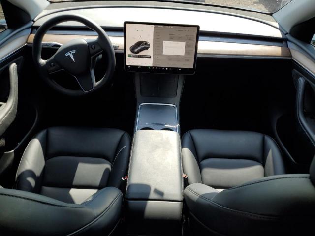 7SAYGAEEXRF016023 - 2024 TESLA MODEL Y Czarny zdjęcie 8