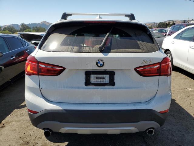 WBXHT3C3XJ5K21498 - 2018 BMW X1 XDRIVE28I WHITE photo 6