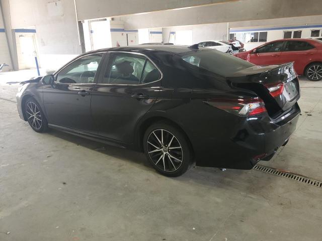 4T1G11AK5PU164747 - 2023 TOYOTA CAMRY SE NIGHT SHADE BLACK photo 2