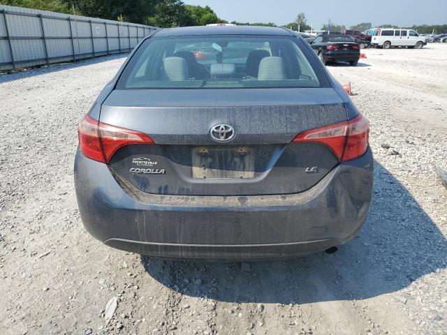 5YFBURHE2HP662987 - 2017 TOYOTA COROLLA L 灰色 照片 6