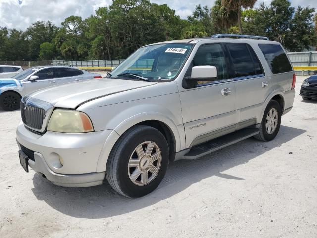 5LMFU28R94LJ15108 - 2004 LINCOLN NAVIGATOR SILVER photo 1