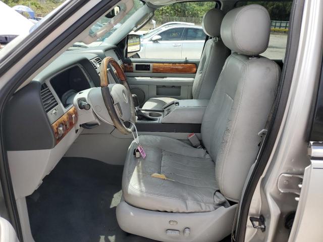 5LMFU28R94LJ15108 - 2004 LINCOLN NAVIGATOR SILVER photo 7