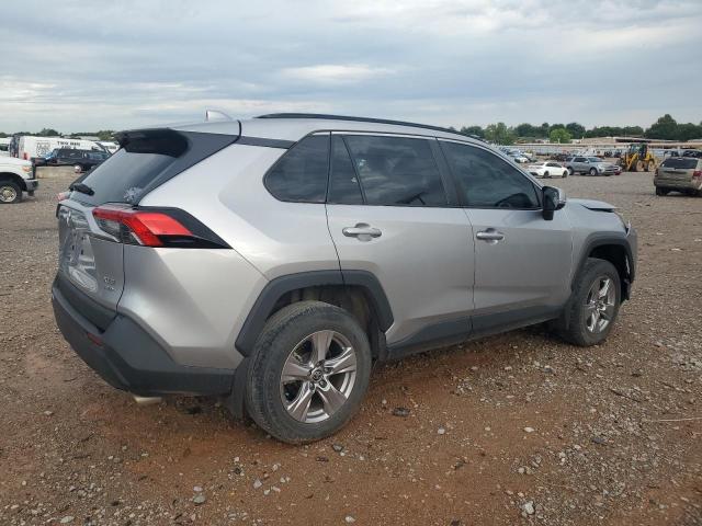 2T3P1RFV6NC320754 - 2022 TOYOTA RAV4 XLE SILVER photo 3