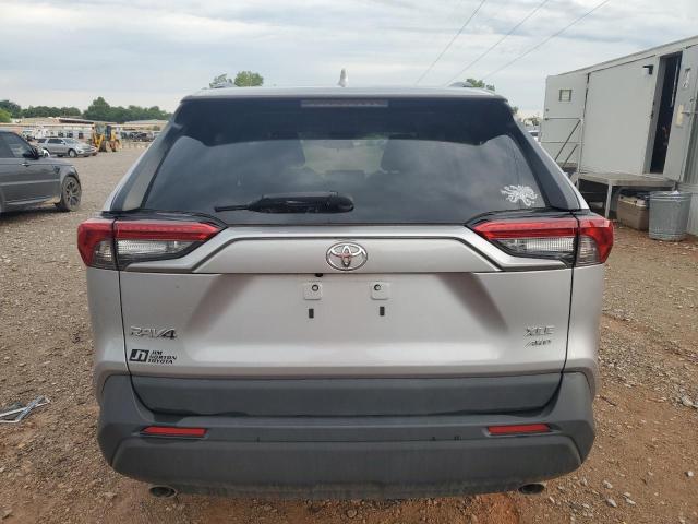 2T3P1RFV6NC320754 - 2022 TOYOTA RAV4 XLE SILVER photo 6