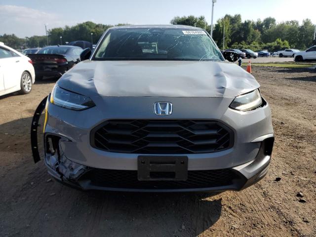 3CZRZ2H52RM735933 - 2024 HONDA HR-V SPORT 灰色 照片 5