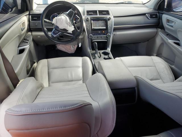 4T1BF1FK7FU075880 - 2015 TOYOTA CAMRY LE SILVER photo 8