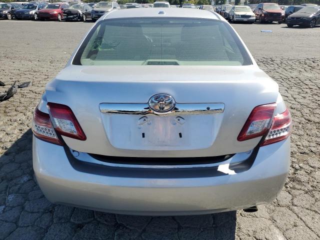 4T4BF3EK4BR184987 - 2011 TOYOTA CAMRY BASE SILVER photo 6