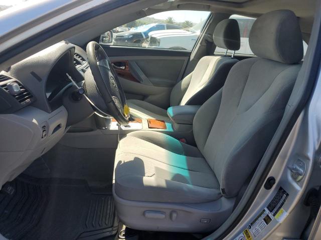 4T4BF3EK4BR184987 - 2011 TOYOTA CAMRY BASE SILVER photo 7